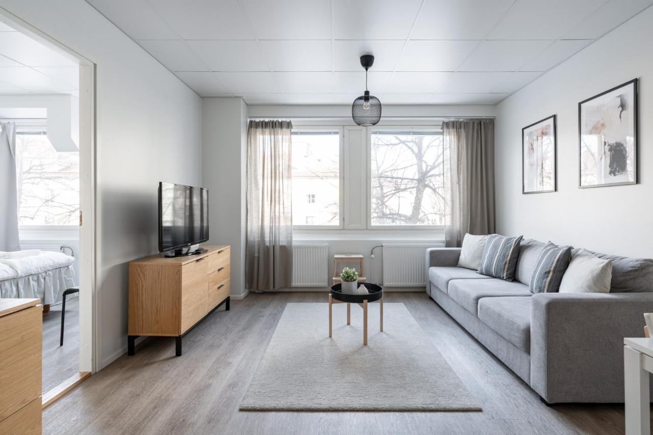 Modern 2Br Apartment With Balcony & Central Location - Hosted By 2Ndhomes Tampere Extérieur photo