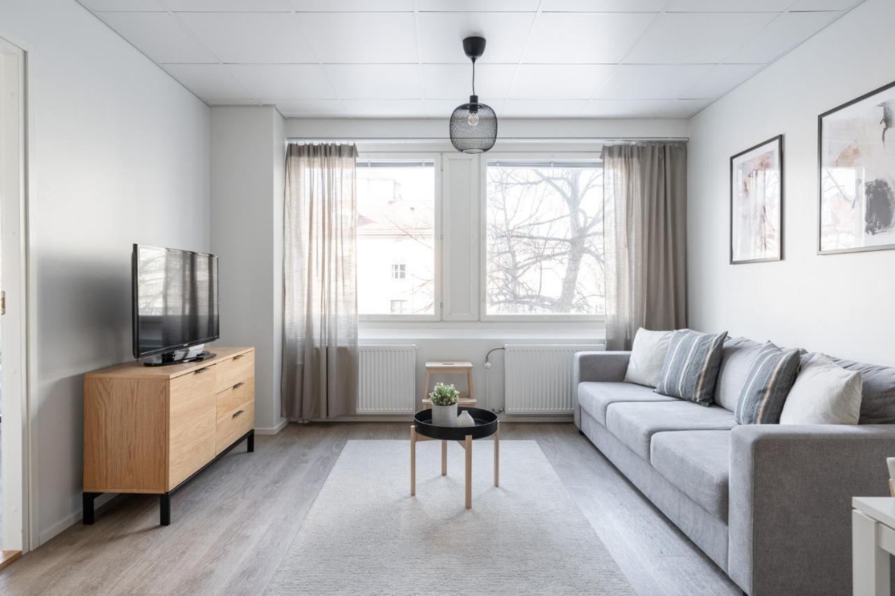 Modern 2Br Apartment With Balcony & Central Location - Hosted By 2Ndhomes Tampere Extérieur photo